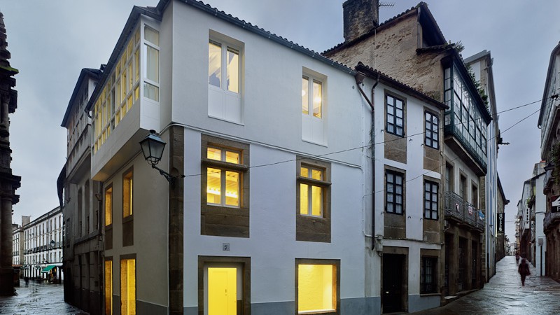 SAN AGUSTIN住宅,西班牙圣地亚哥, 2es+ Arquitectura