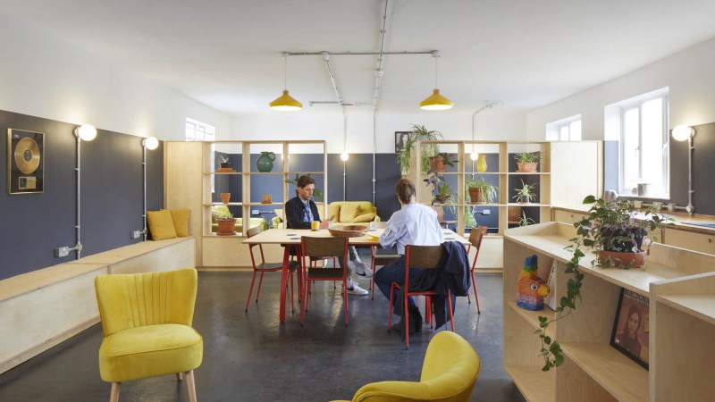 The Axis音乐工作室,英国,alma-nac