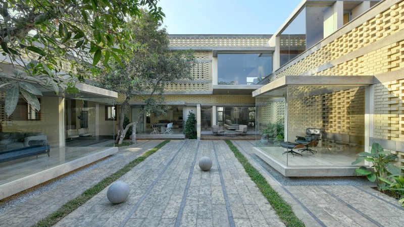 Brick Mask之家,印度,Spacefiction Studio