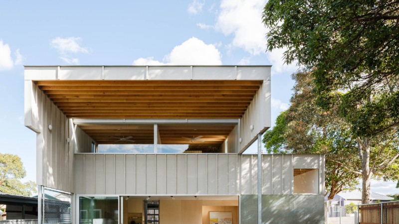 Lambton之家,澳大利亚, Curious Practice