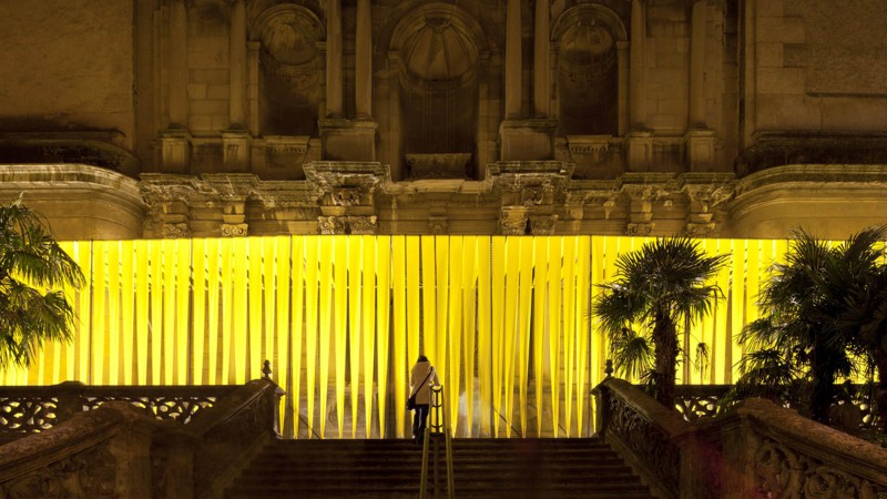 Sant Esteve的影子，西班牙，Anna＆Eugeni Bach