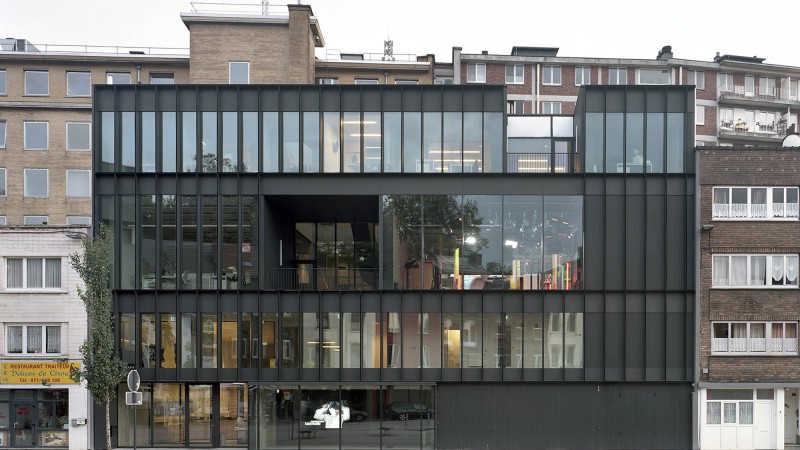 Mediasambre 媒体中心，比利时，V+