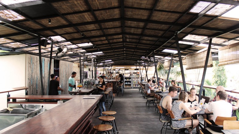 漫游巴厘岛，印度尼西亚， Alexis Dornier