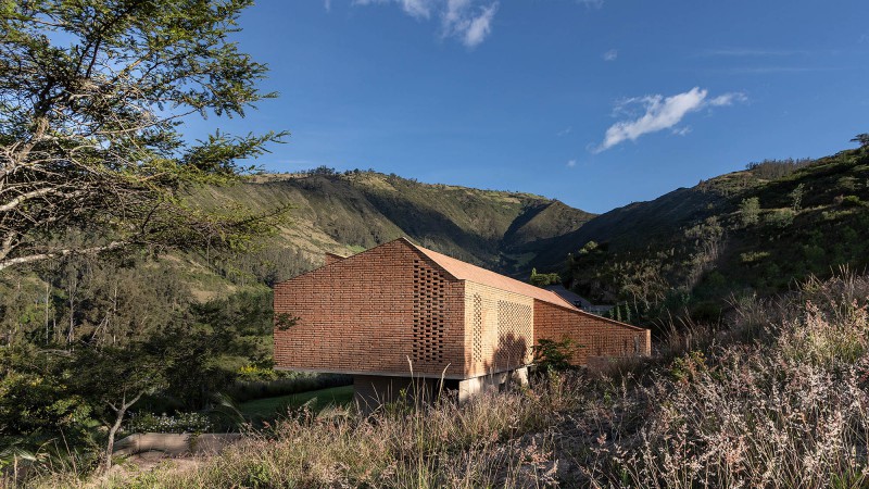 Cangahua 之家，厄瓜多尔，Diez + Muller Arquitectos