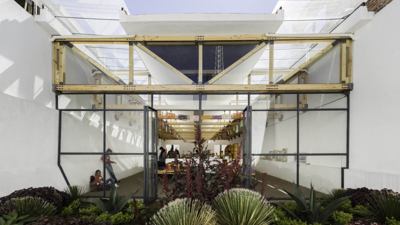 Tlaxco工匠市场，墨西哥，  Vrtical