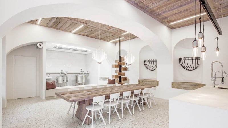 Lingenhel餐厅，奥地利， destilat