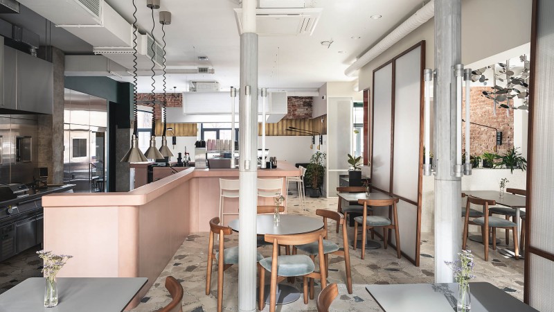 Sight Coffee and Dine餐厅，圣彼得堡，FORM Bureau