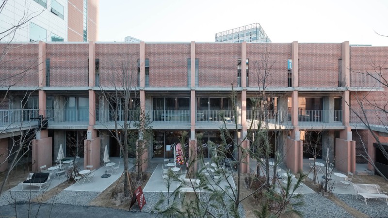 Seong-Su-Yeon-Bang，韩国，FHHH Friends