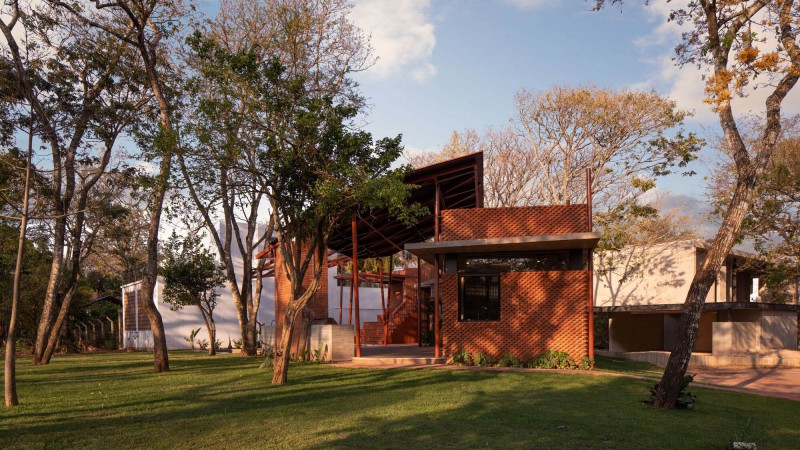 Barrenechea 房屋扩建 ，玻利维亚， Cafeina Design