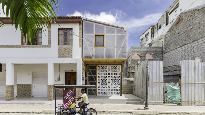 Caja de Luz  ，厄瓜多尔，Juan Alberto Andrade