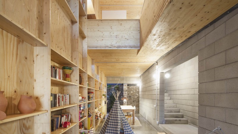 Party Walls之间的房子，西班牙，Josep Ferrando