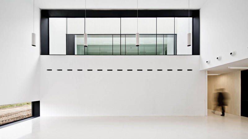 Salt 警察局 ，西班牙，Josep Ferrando & Sergi Serrat