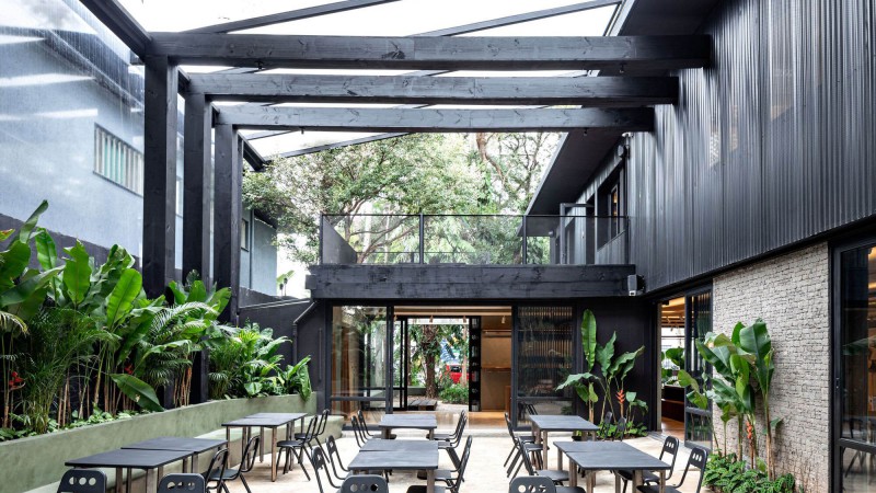 Deus Ex Machine商店，巴西，Meireles + Pavan Arquitetura