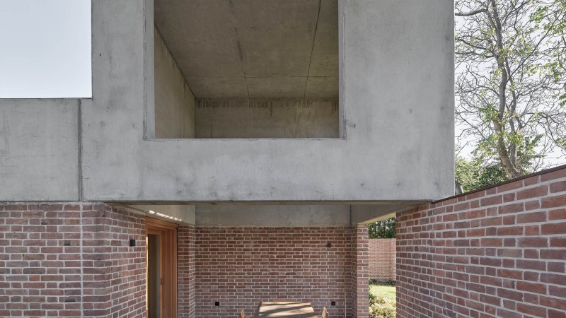 Mława 之家，波兰，James & Mau