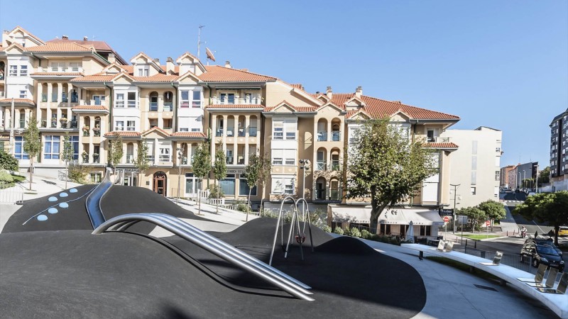 Tetuán-Amaliach 广场，西班牙， Héctor Navarro & ARKHITEKTON