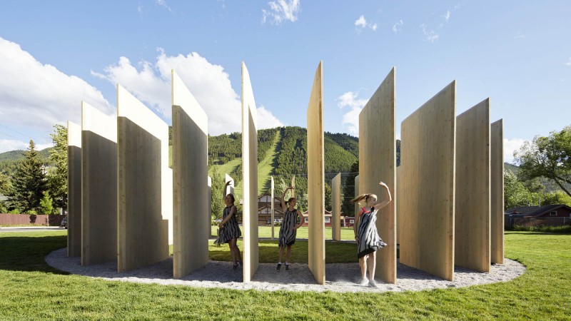 Town Enclosure 装置，美国，CLB Architects