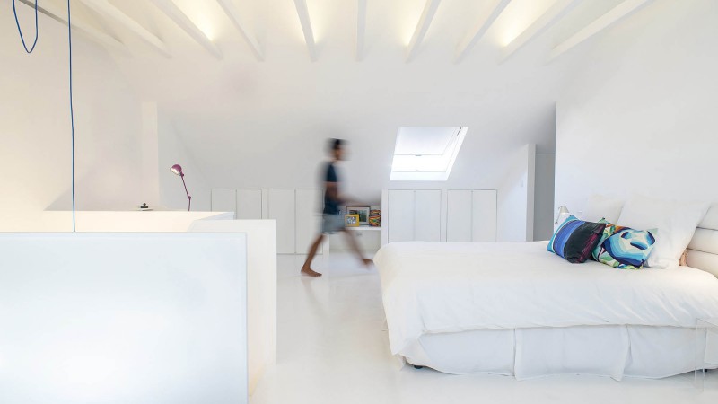 白色阁楼 ，葡萄牙， Diogo Passarinho & DC.AD