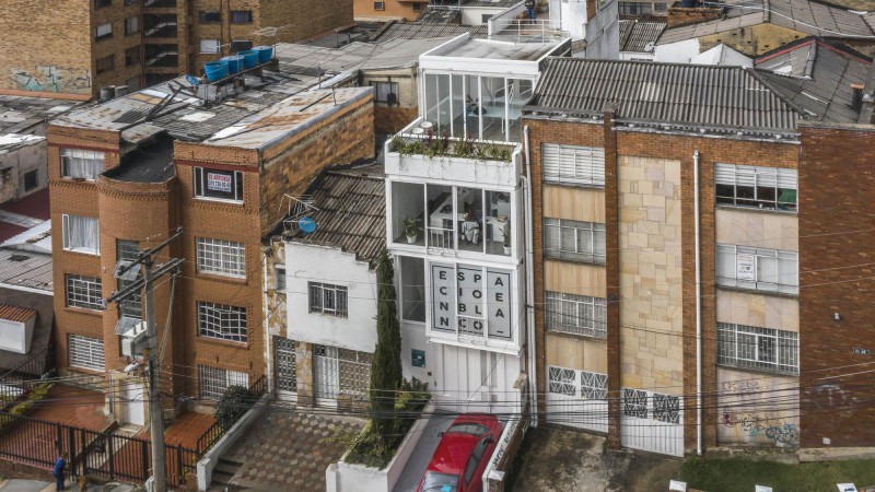 Espacio en Blanco 文化中心，哥伦比亚，  Yemail Arquitectura