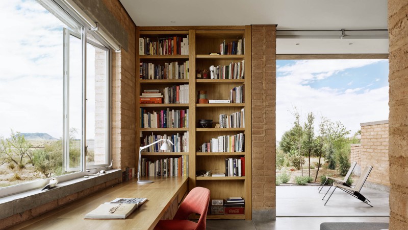 Marfa套房，美国，  DUST