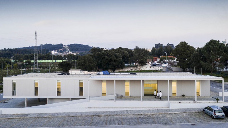 Nefrodouro Hemodialysis 诊所，葡萄牙，Ventura+Partners