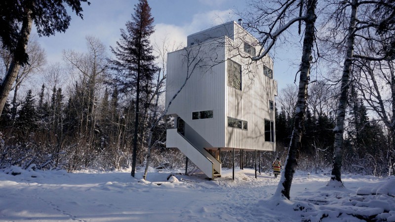 Pole之家，加拿大， DIN Projects