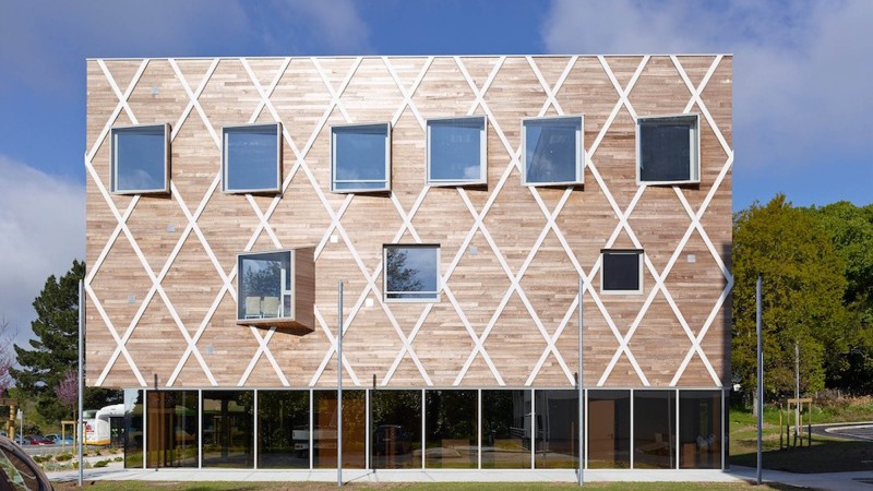 昆珀市议会 ，法国， Guinée et Potin Architects