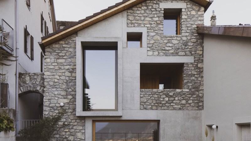 马厩改建，瑞士， Link Architectes