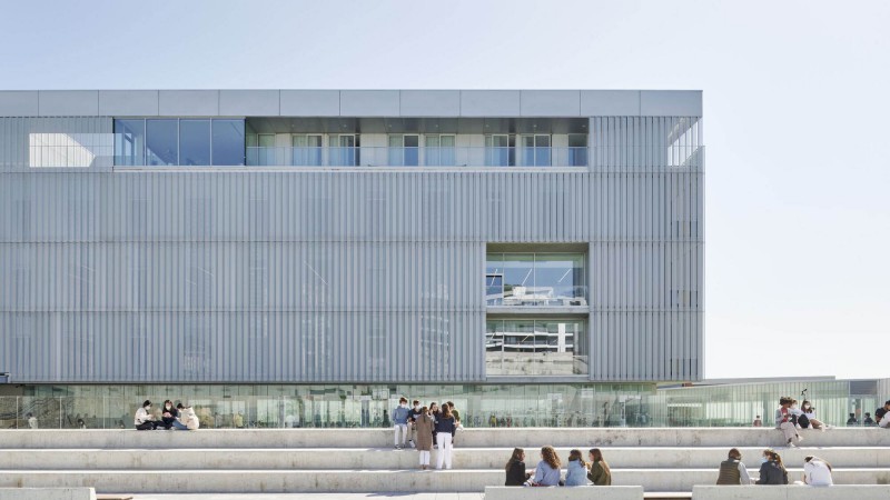 Aldapeta María Ikastetxea，西班牙，学校  IDOM