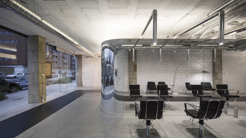 Mirrored 美学中心，西班牙， Serrano + Baquero Arquitectos