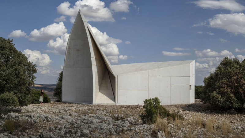 Sierra La Villa 教堂 ，西班牙， Sancho Madridejos