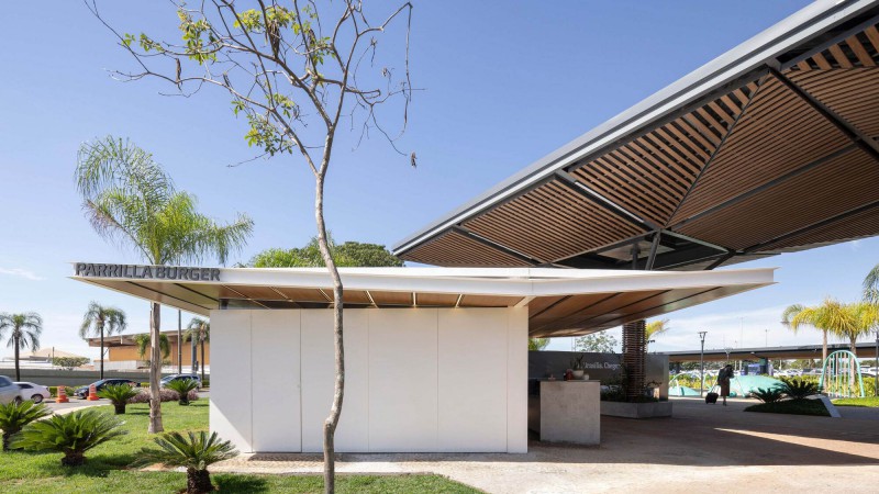 Burger Grill 餐厅，巴西，  Atelier Paralelo