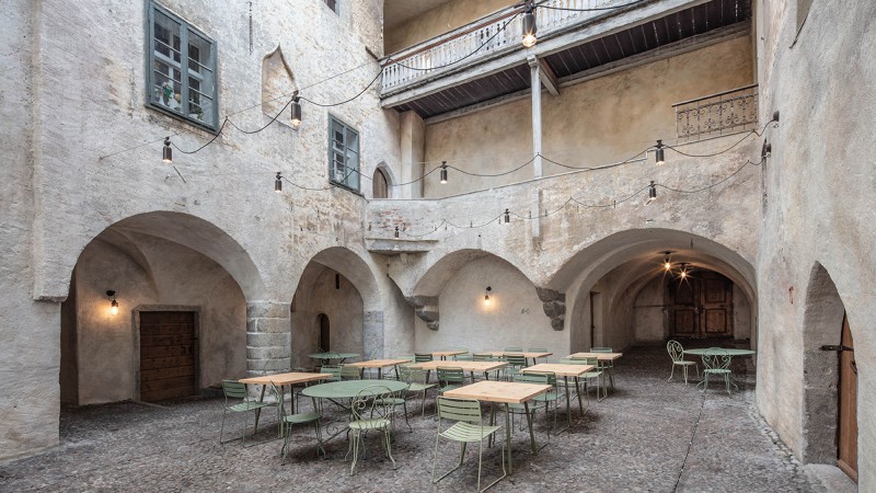 Decantei 酒馆，意大利，  Pedevilla Architects