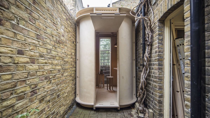 我在花园里的房间 ，英国， Boano Prišmontas