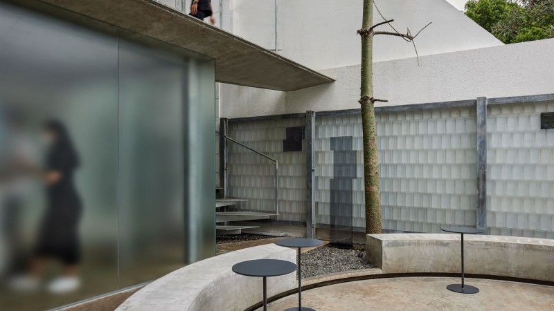 Sawo Rontgent 咖啡店 ，印度尼西亚， Dhanie & Sal