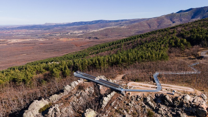 Peñas Llanas观景点，西班牙，  Lopez Lopez
