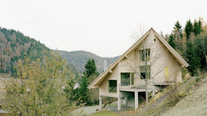 House on a Hill ，德国，Amunt