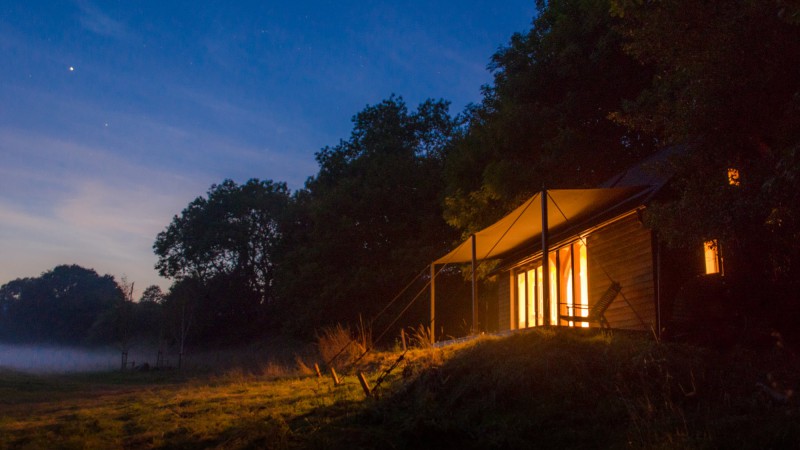 Oak 小屋，英国，Out of the Valley