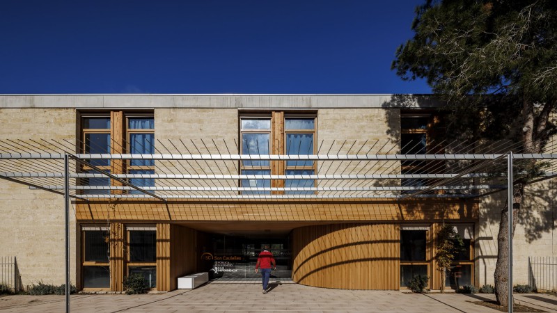 Pòrtol的老年公寓 ，西班牙， Santi Vives Sanfeliu, Tomás Montis Sastre, Adrià Clapés i Nicolau