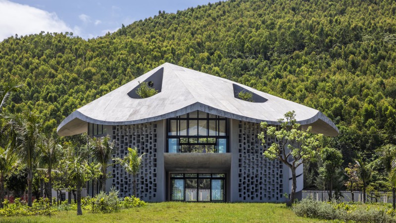 万花筒办公室和住宅 ，越南， Inrestudio / Kosuke Nishijima