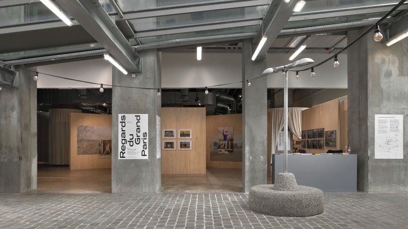 Regards du Grand 巴黎展览，法国，Roll