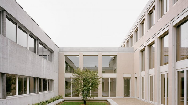 Romanshorn中学 ，瑞士， Ricardo Bak Gordon + Architekturbüro Bernhard Maurer GmbH