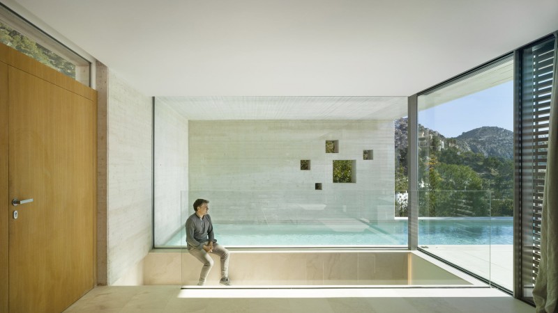 Cantilevered 之家，西班牙， eneseis Arquitectura + yes studio