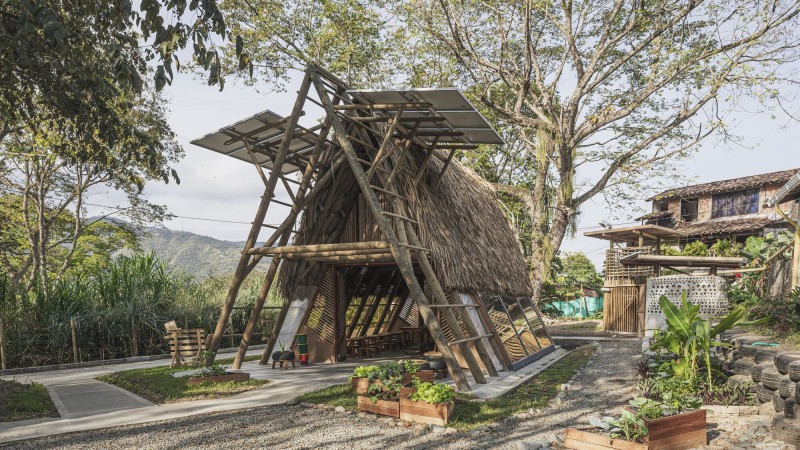 环境教室 UES ，哥伦比亚， Plan:b arquitectos