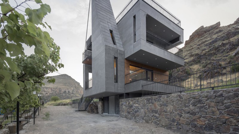 灰色别墅 ，伊朗， White Cube Atelier