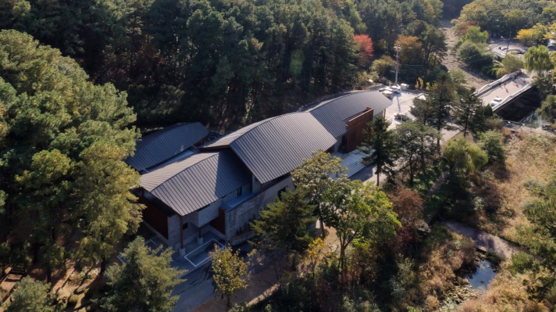 首尔国立大学冠岳植物园教育管理大楼 ，韩国， TAAL Architects