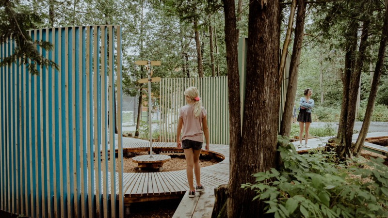 Terrasse Tourisme Chaudière-Appalaches ，加拿大， Quinzhee Architecture + AŪRA | architecture . design + Atelier Mock-up