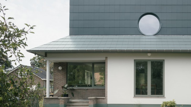 戴帽子的房子 ，比利时，FELT