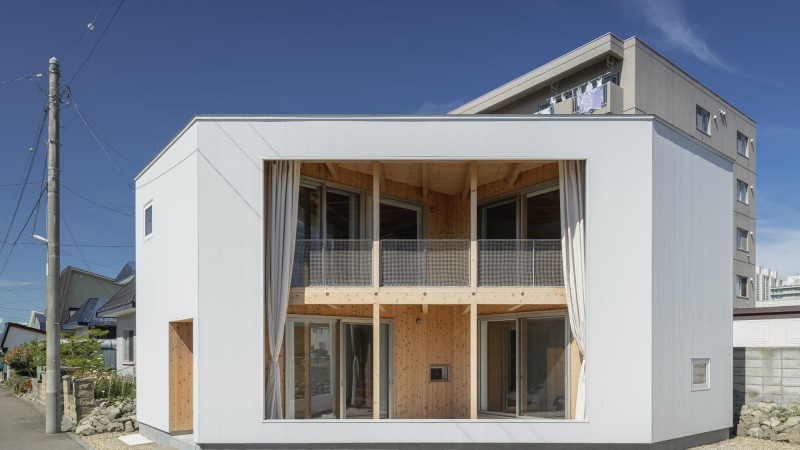 Opening Next to the Park House，日本，Qukan