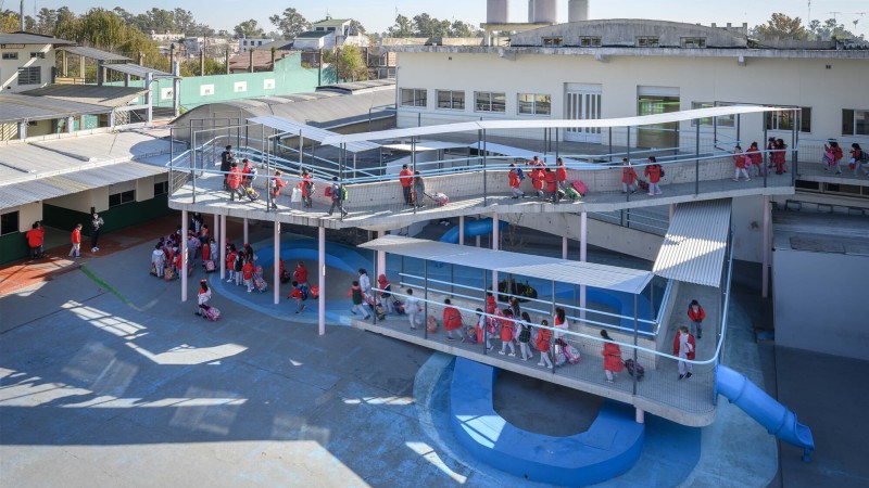 Tempo Almafuerte 学校翻修，阿根廷， Además arquitectura