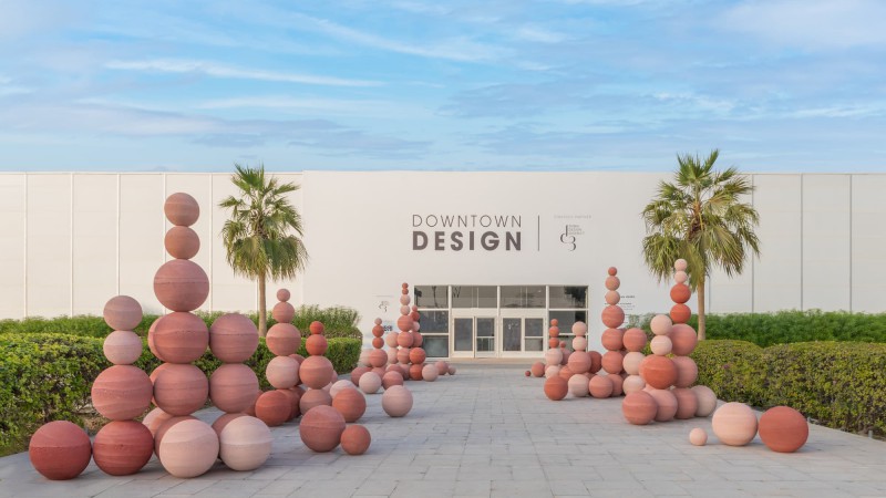 IOTA 装置，迪拜，Karim+Elias